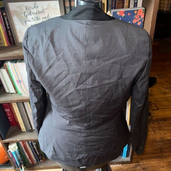 Banana Republic professional black & gray stretchy 4 blazer - Picture 2 of 3